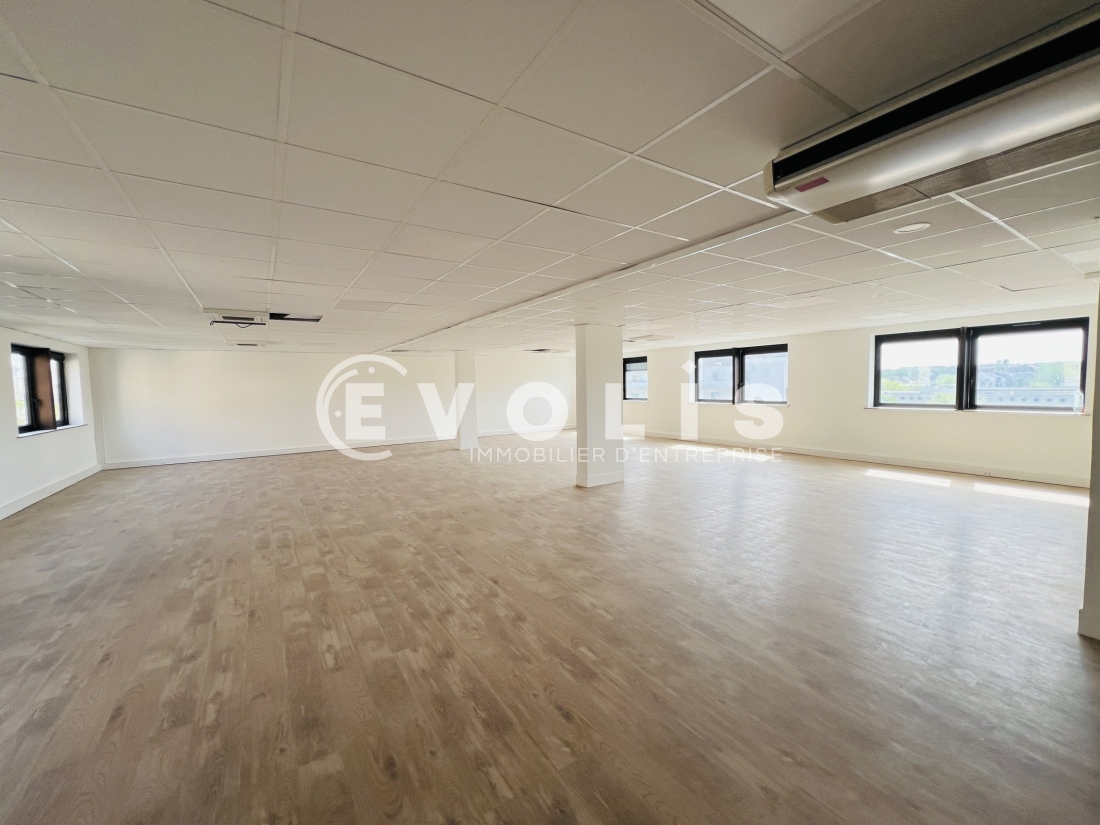 Photo 6 – location bureaux	LOGNES (77185)