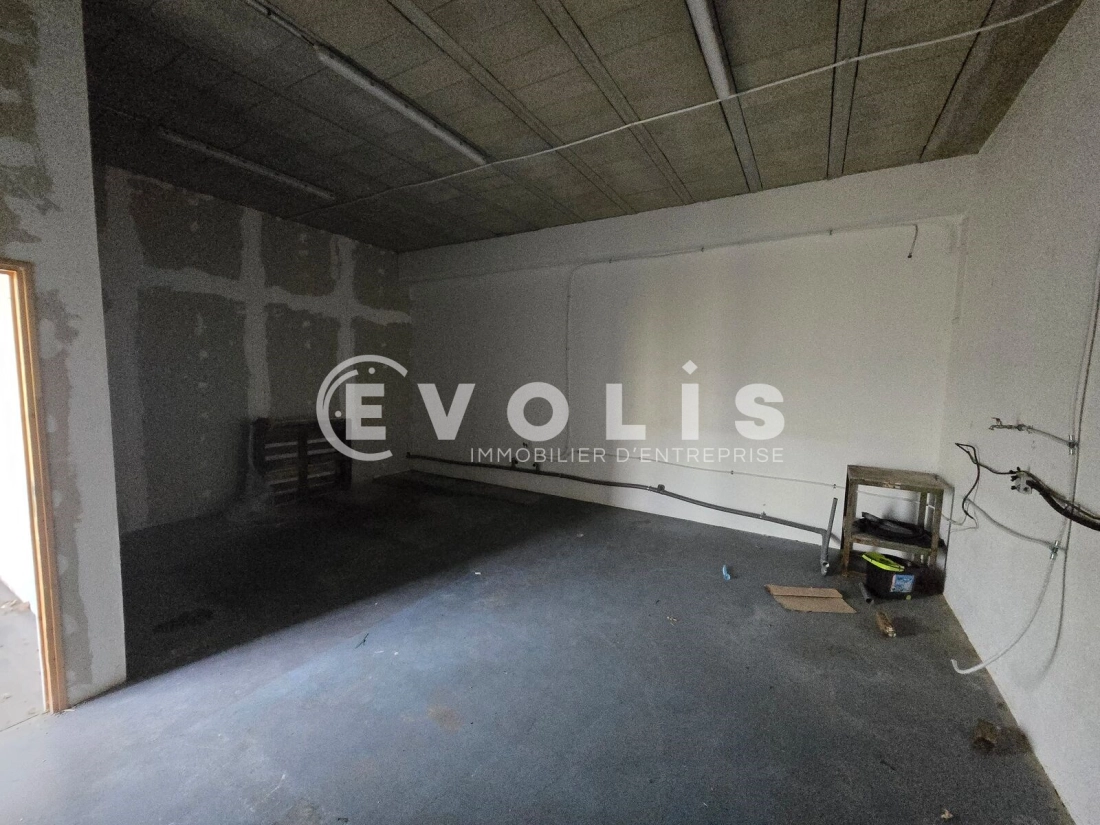 Photo 6 – location Entrepôts / activités	BONDOUFLE (91070)