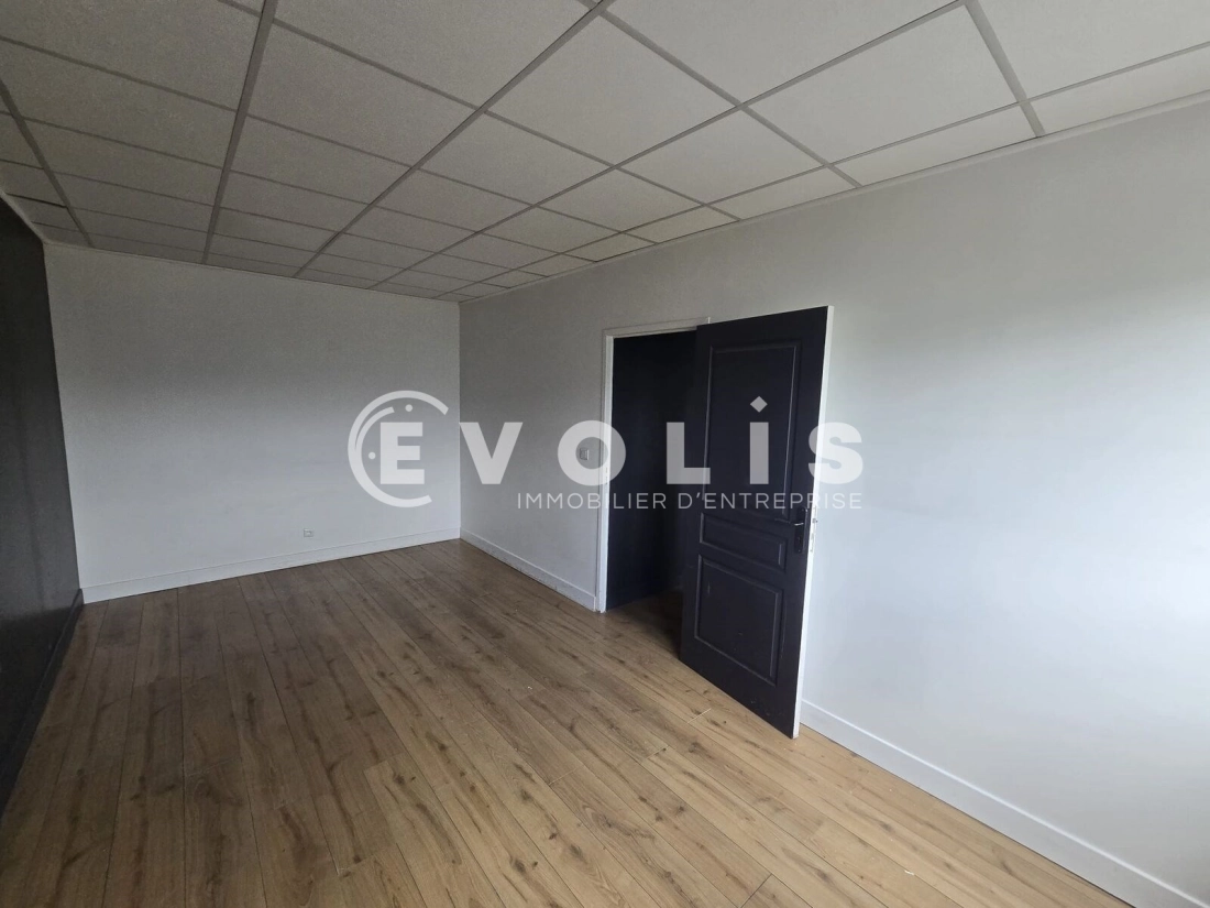 Photo 10 – location Entrepôts / activités	BONDOUFLE (91070)