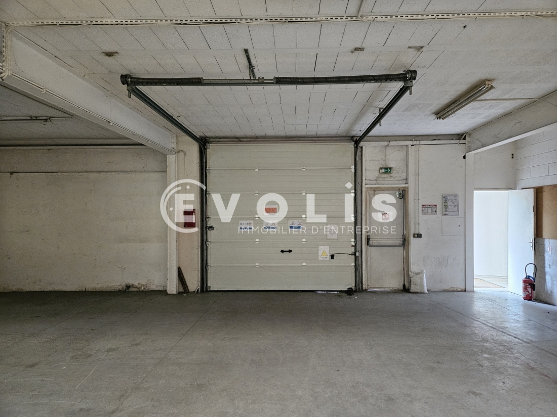 Photo 6 – location Entrepôts / activités	WISSOUS (91320)
