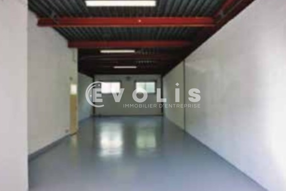 Photo 2 – location Entrepôts / activités	LISSES (91090)