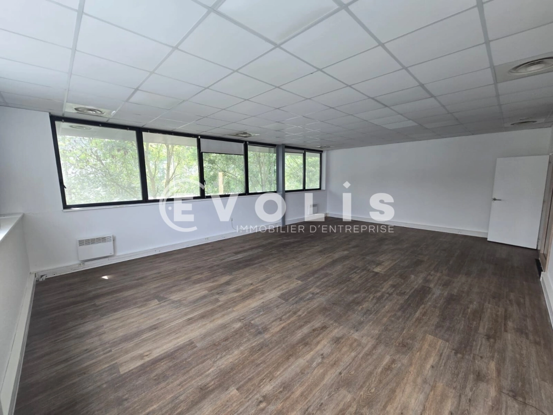 Photo 6 – location Entrepôts / activités	LISSES (91090)