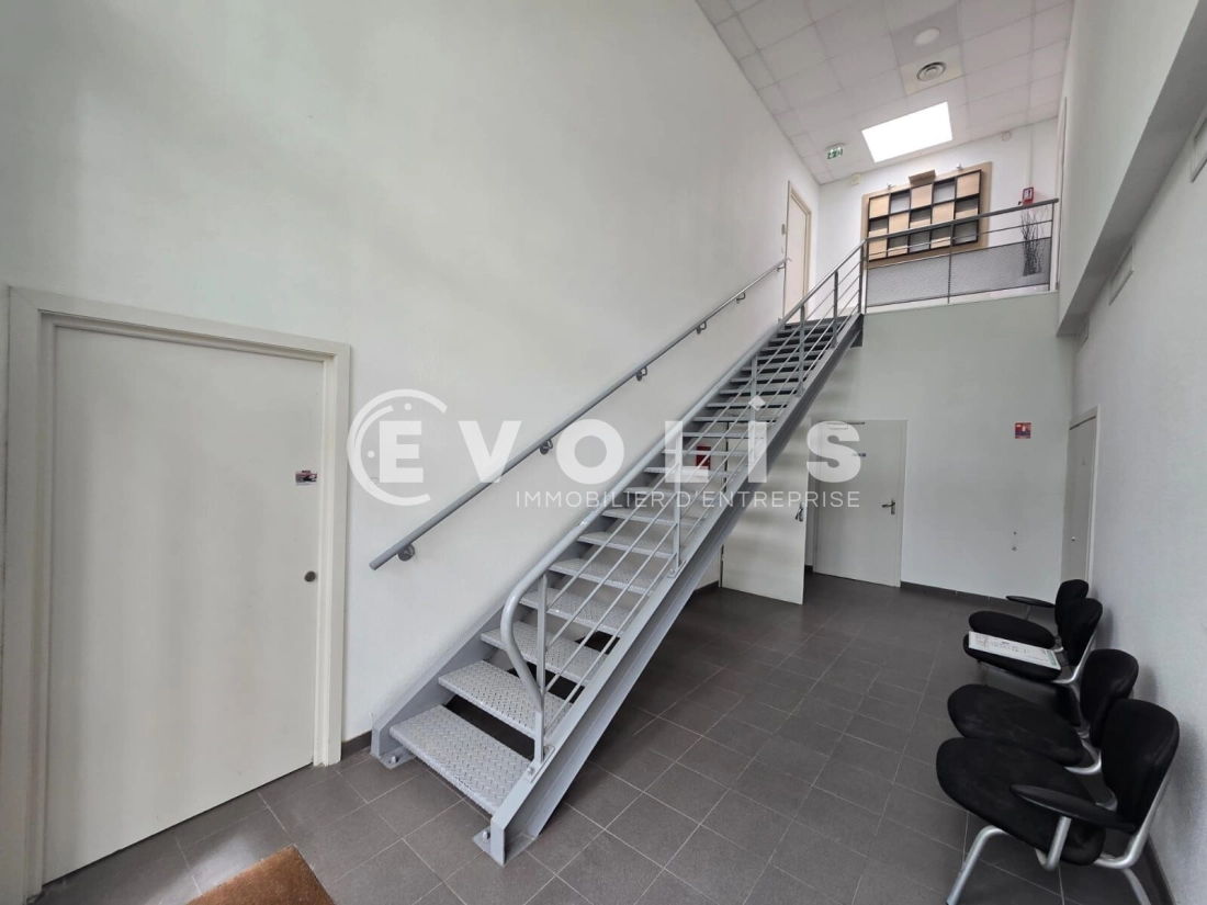 Photo 7 – location Entrepôts / activités	LISSES (91090)