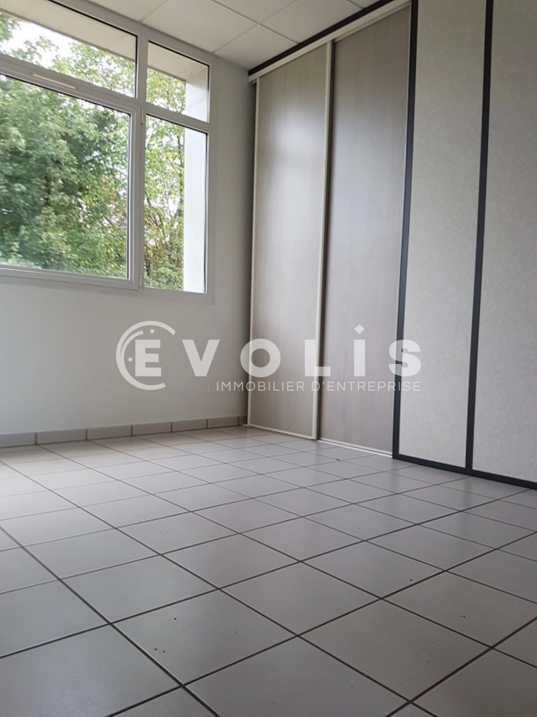 Photo 14 – location bureaux	BLYES (01150)