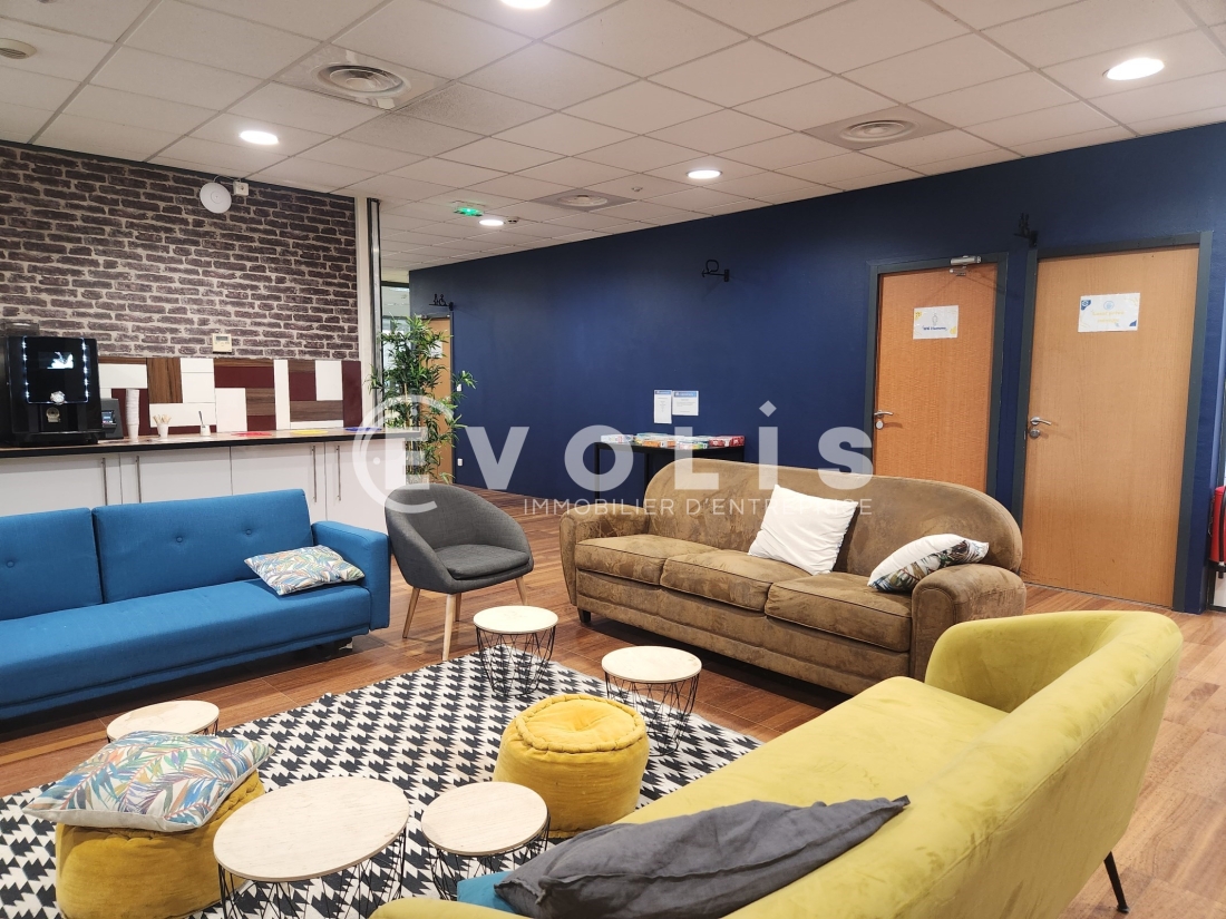 Photo 2 – location Entrepôts / activités	VILLEURBANNE (69100)