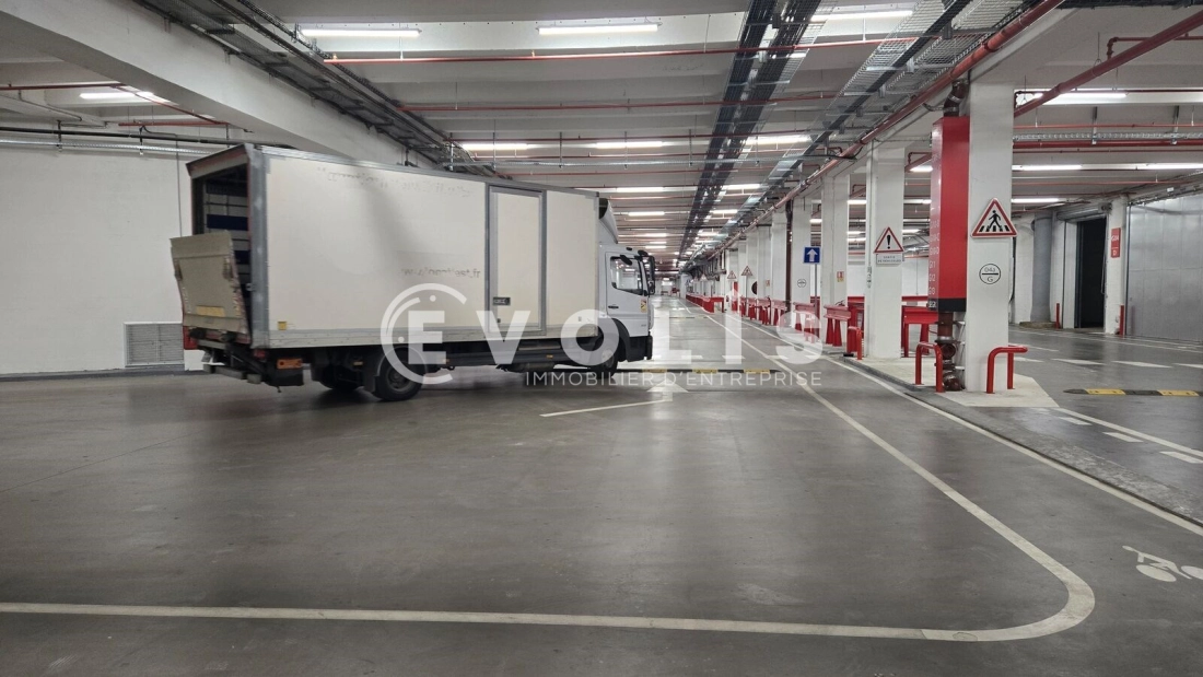 Photo 5 – location Entrepôts / activités	PARIS (75013)