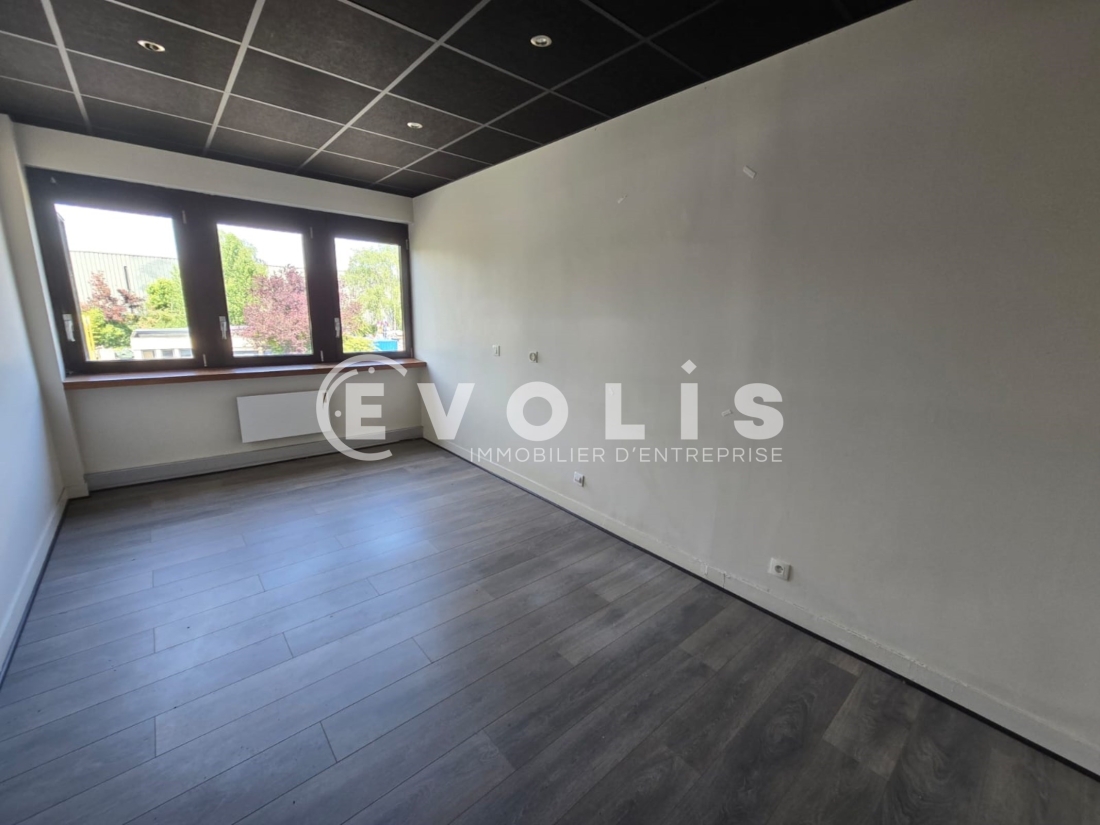 Photo 6 – location Entrepôts / activités	VILLEBON SUR YVETTE (91140)