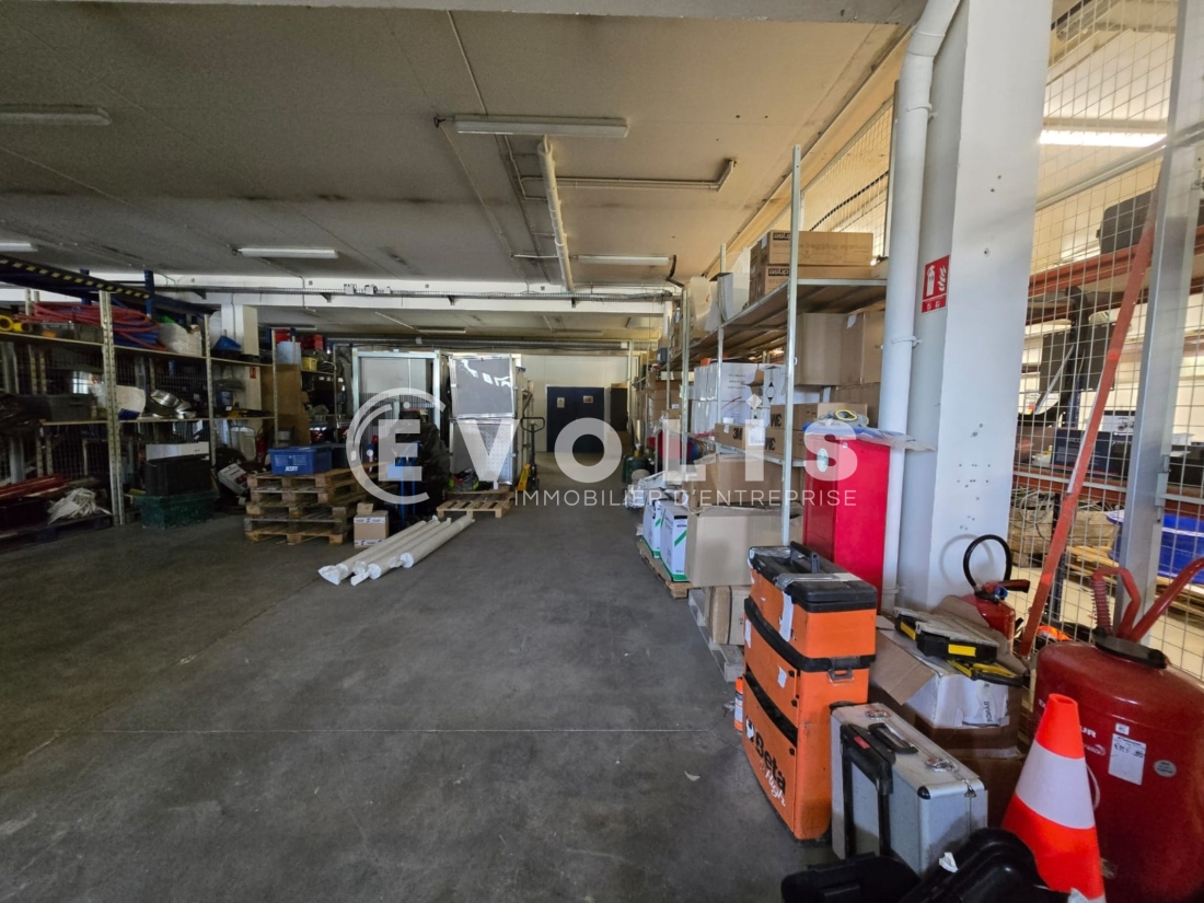 Photo 8 – location Entrepôts / activités	VILLEBON SUR YVETTE (91140)