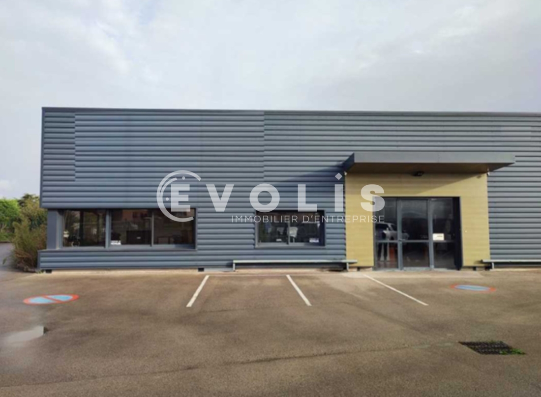 Photo 1 – location Entrepôts / activités	ARNAS (69400)