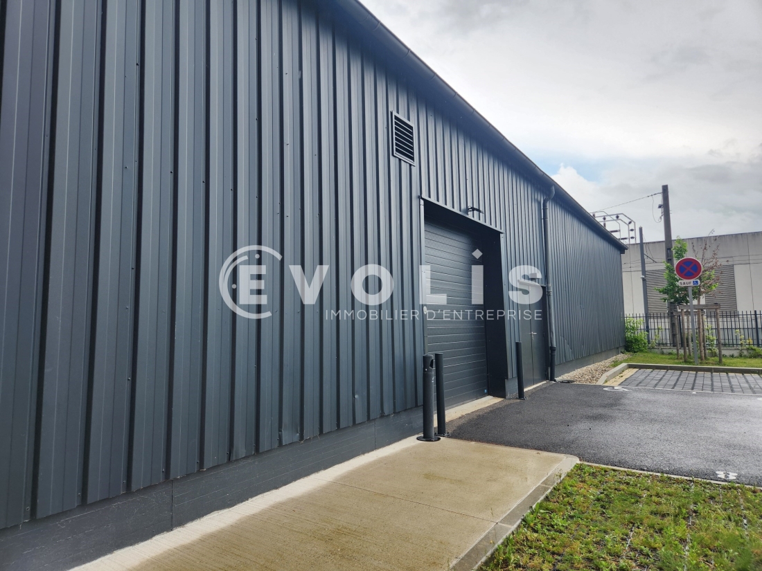 Photo 8 – location Entrepôts / activités	VILLEURBANNE (69100)