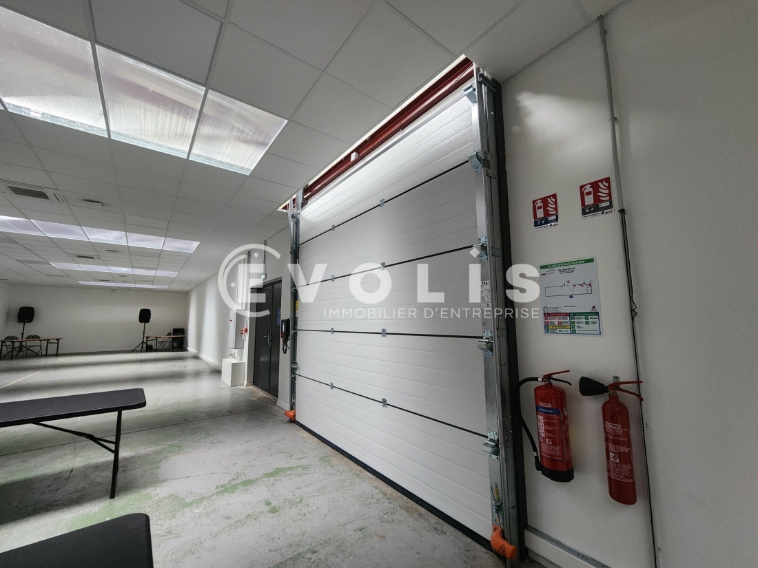 Photo 10 – location Entrepôts / activités	VILLEURBANNE (69100)