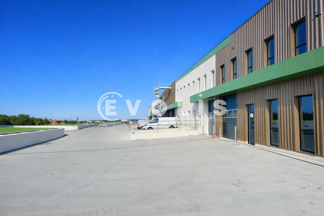 Photo 2 – location Entrepôts / activités	BONDY (93140)