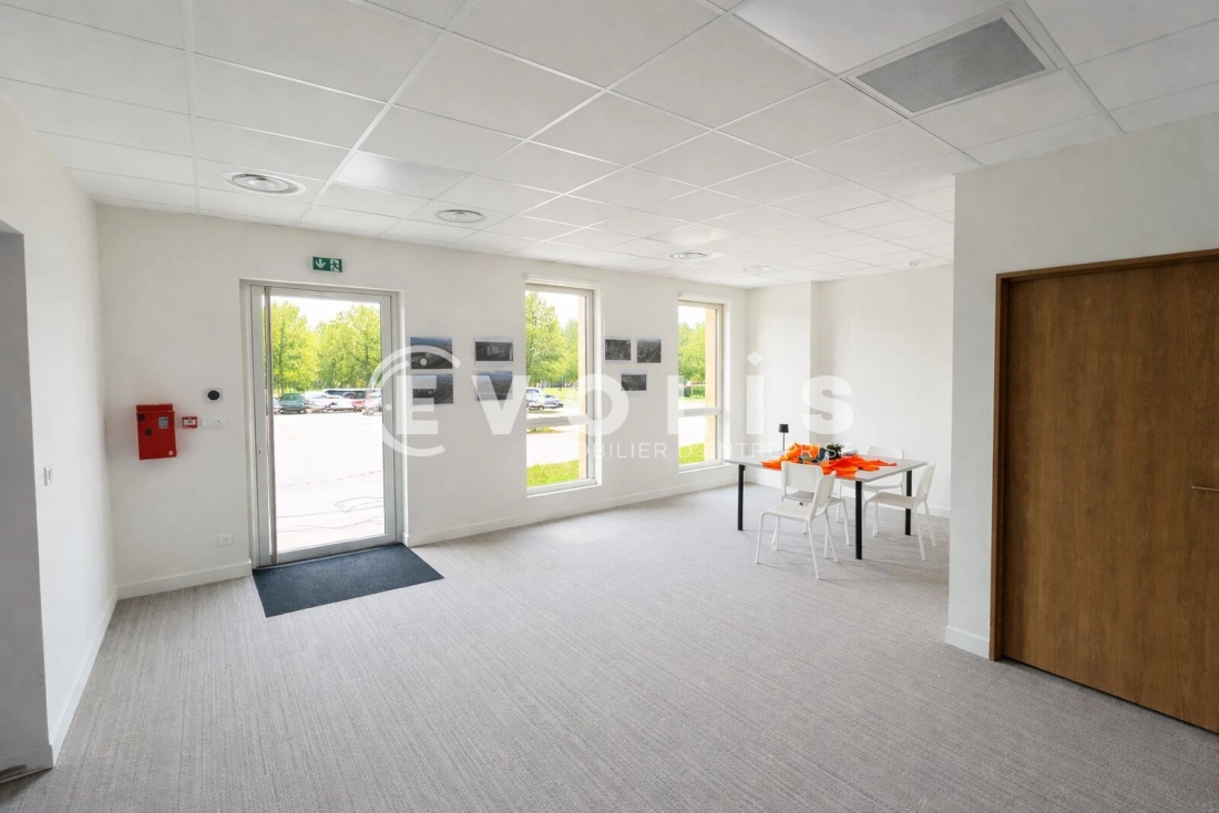 Photo 6 – location Entrepôts / activités	BONDY (93140)