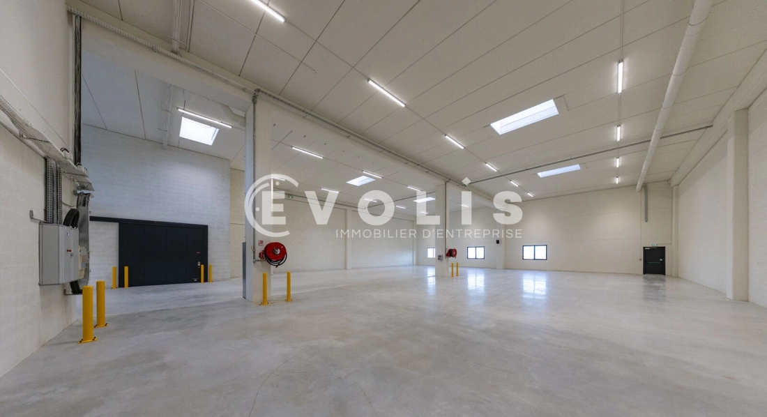 Photo 4 – location Entrepôts / activités	BONDY (93140)