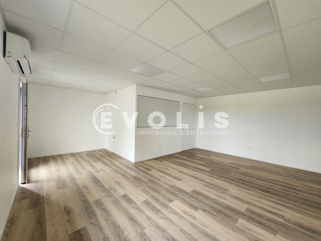 Photo 3 – location Entrepôts / activités	SAINT QUENTIN FALLAVIER (38070)