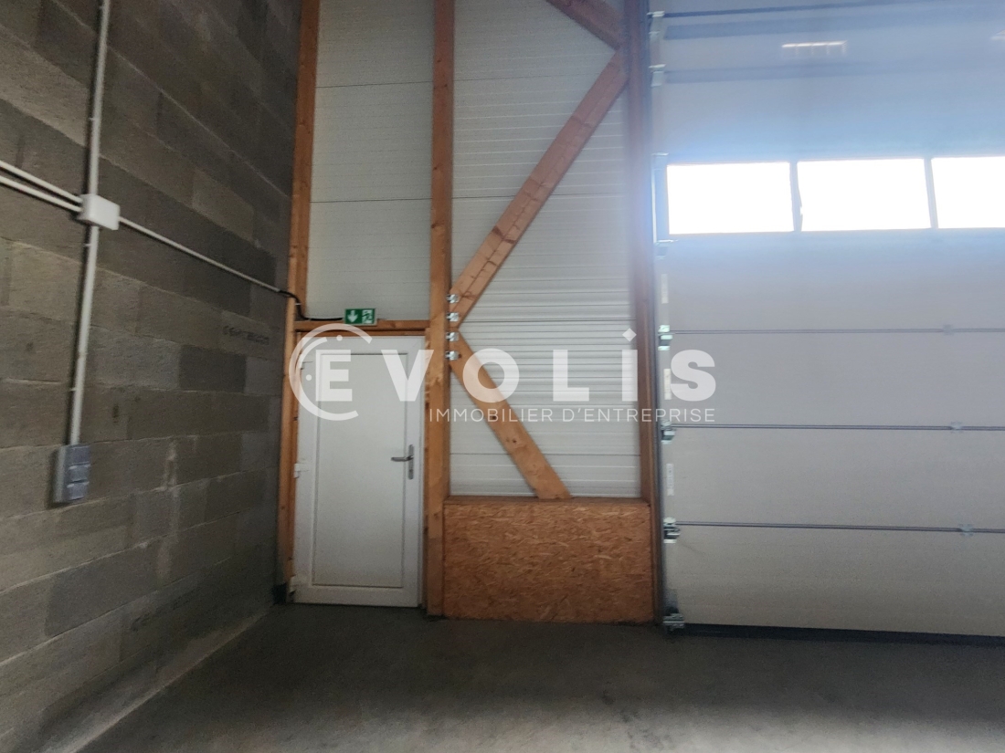 Photo 9 – location Entrepôts / activités	SAINT QUENTIN FALLAVIER (38070)