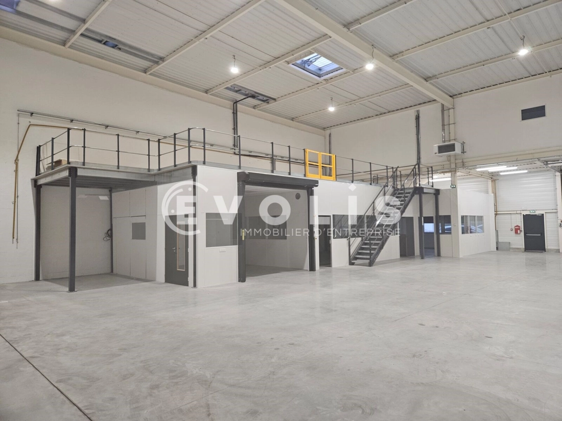 Photo 4 – location Entrepôts / activités	VILLEBON SUR YVETTE (91140)