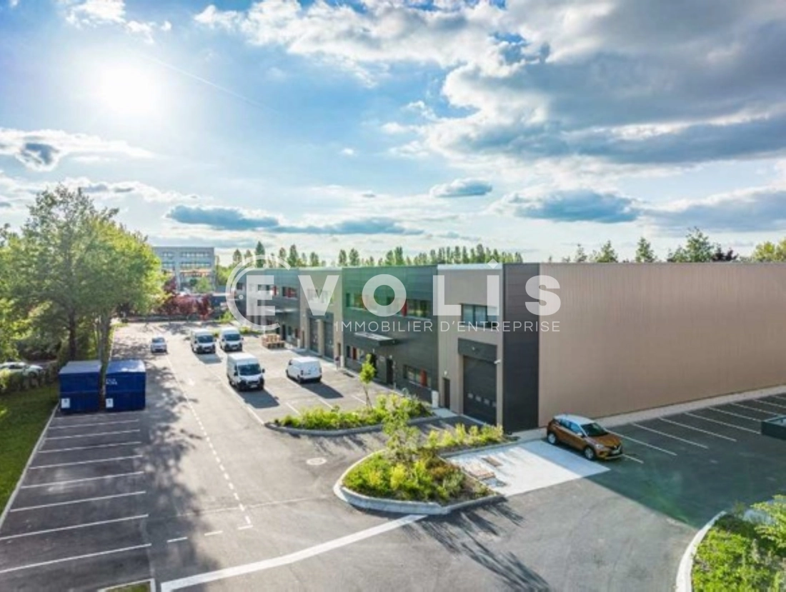 Photo 11 – location Entrepôts / activités	VILLEBON SUR YVETTE (91140)