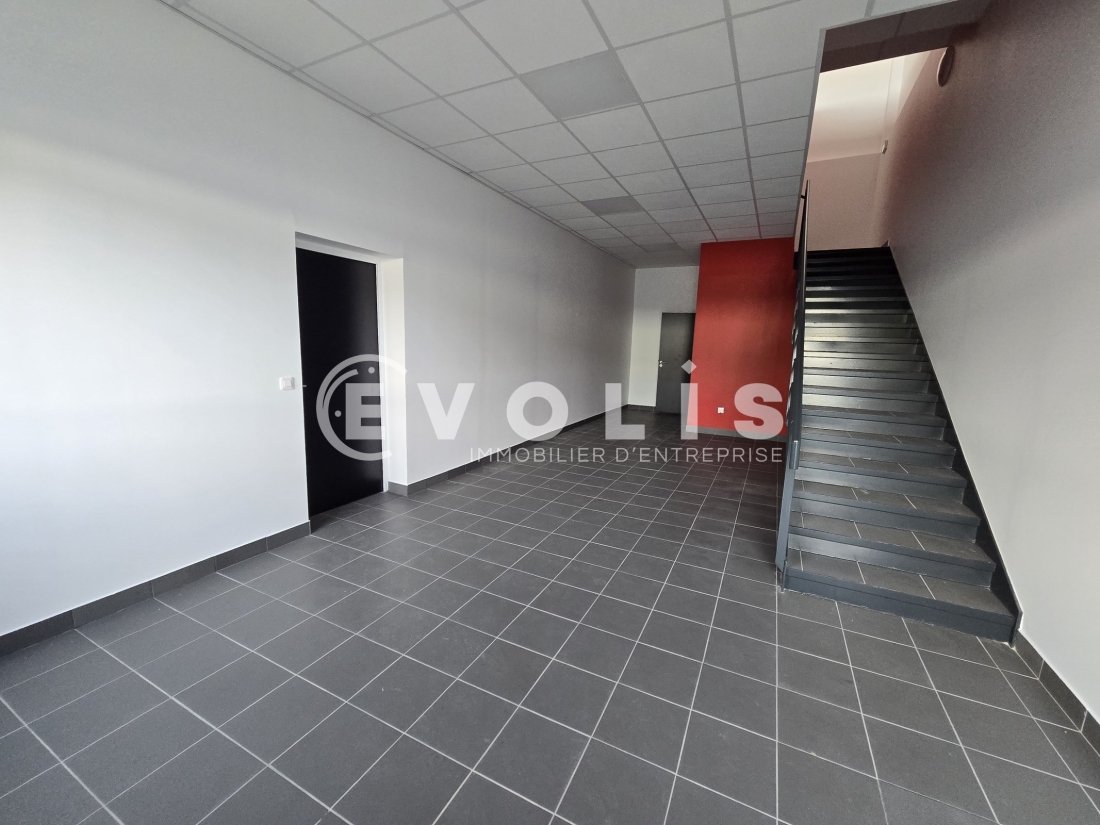 Photo 5 – location Entrepôts / activités	VILLEBON SUR YVETTE (91140)