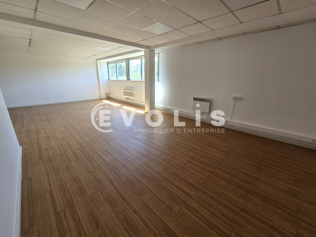Photo 7 – location bureaux	IGNY (91430)