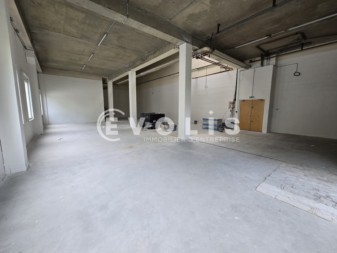 Photo 6 – location Entrepôts / activités	VILLEBON SUR YVETTE (91140)