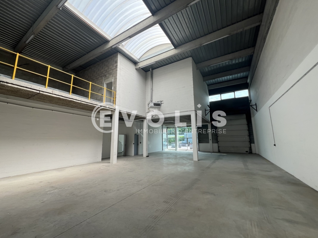 Photo 3 – location Entrepôts / activités	VALENTON (94460)
