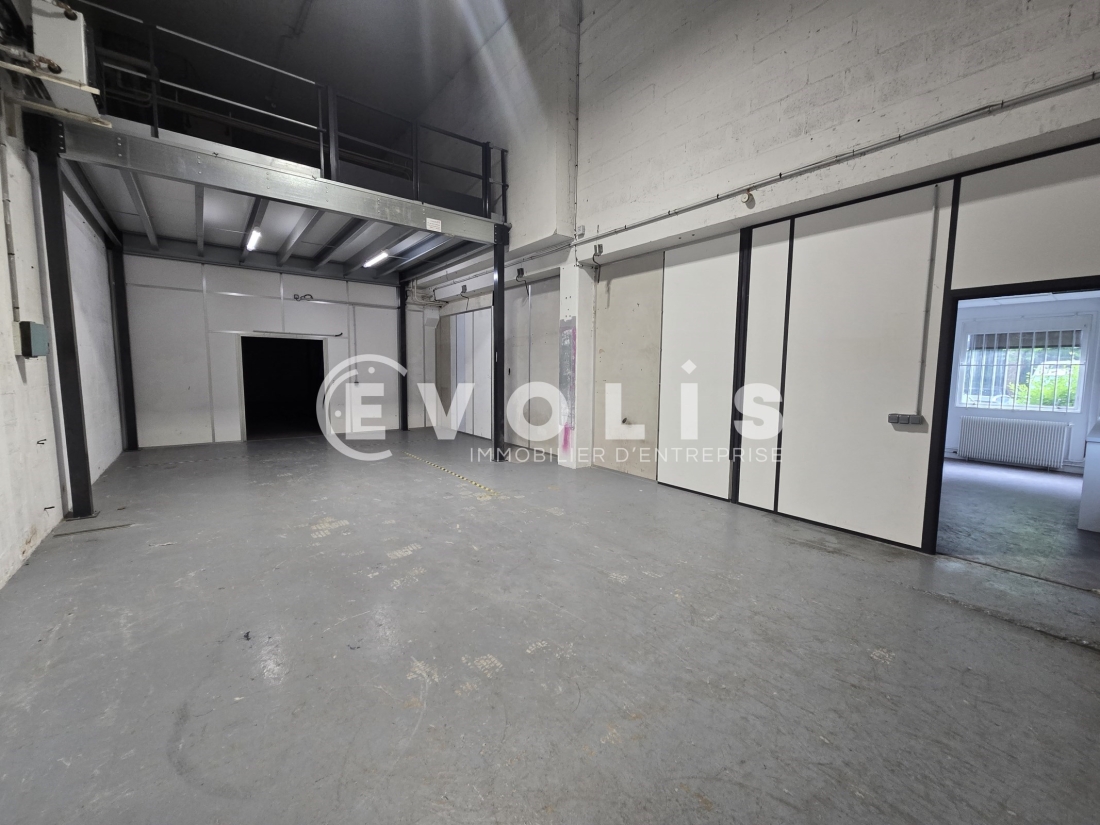 Photo 7 – location Entrepôts / activités	VERRIERES LE BUISSON (91370)