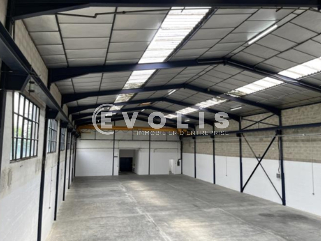 Photo 2 – location Entrepôts / activités	MORANGIS (91420)