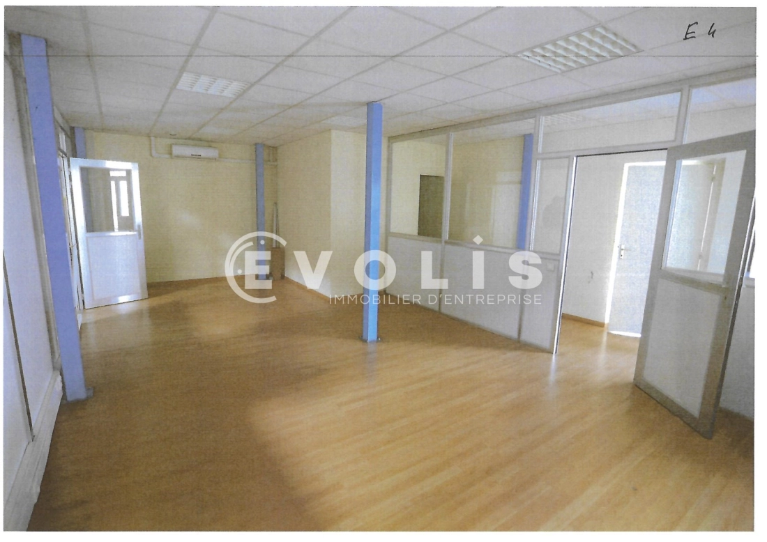 Photo 4 – location Entrepôts / activités	DECINES CHARPIEU (69150)
