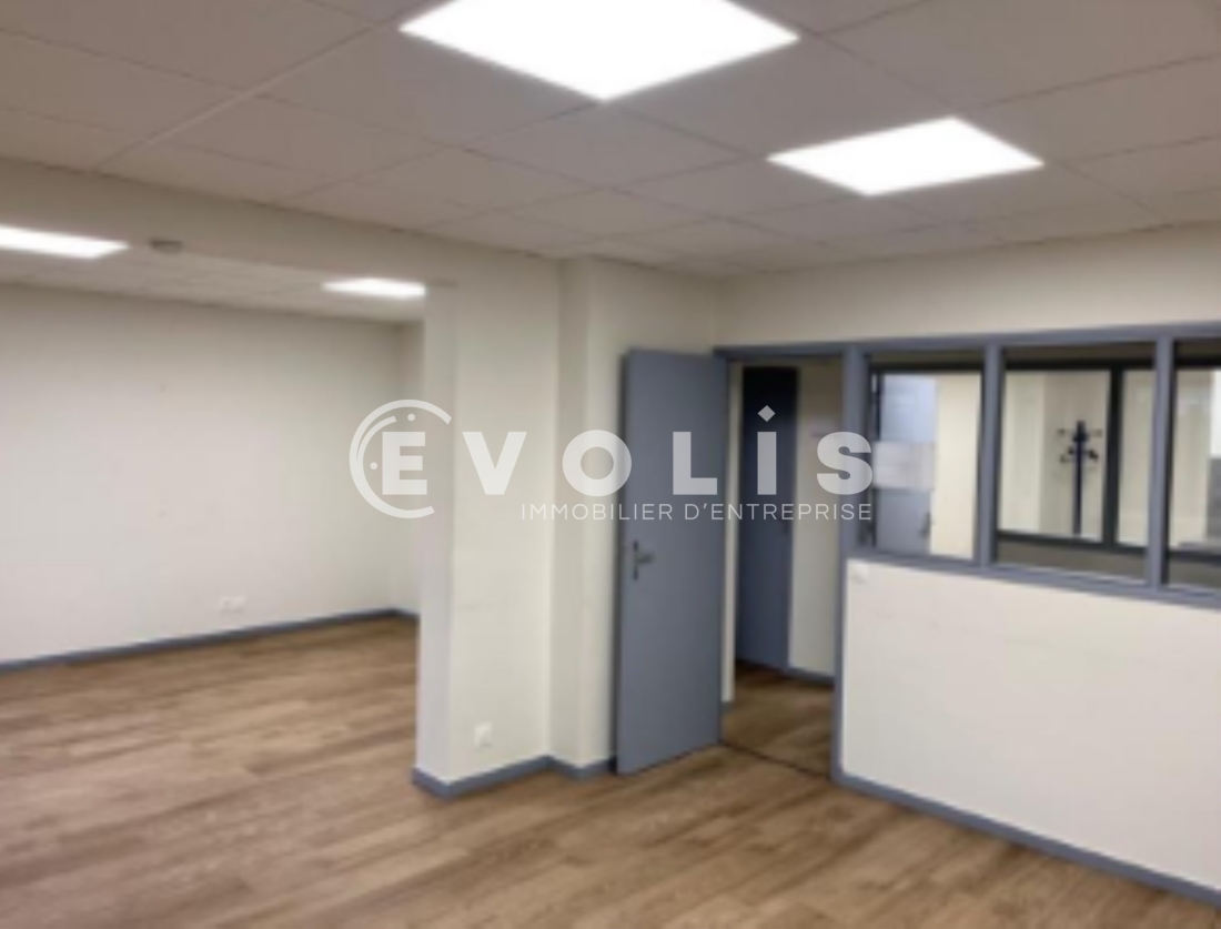 Photo 1 – location bureaux	GRIGNY (91350)