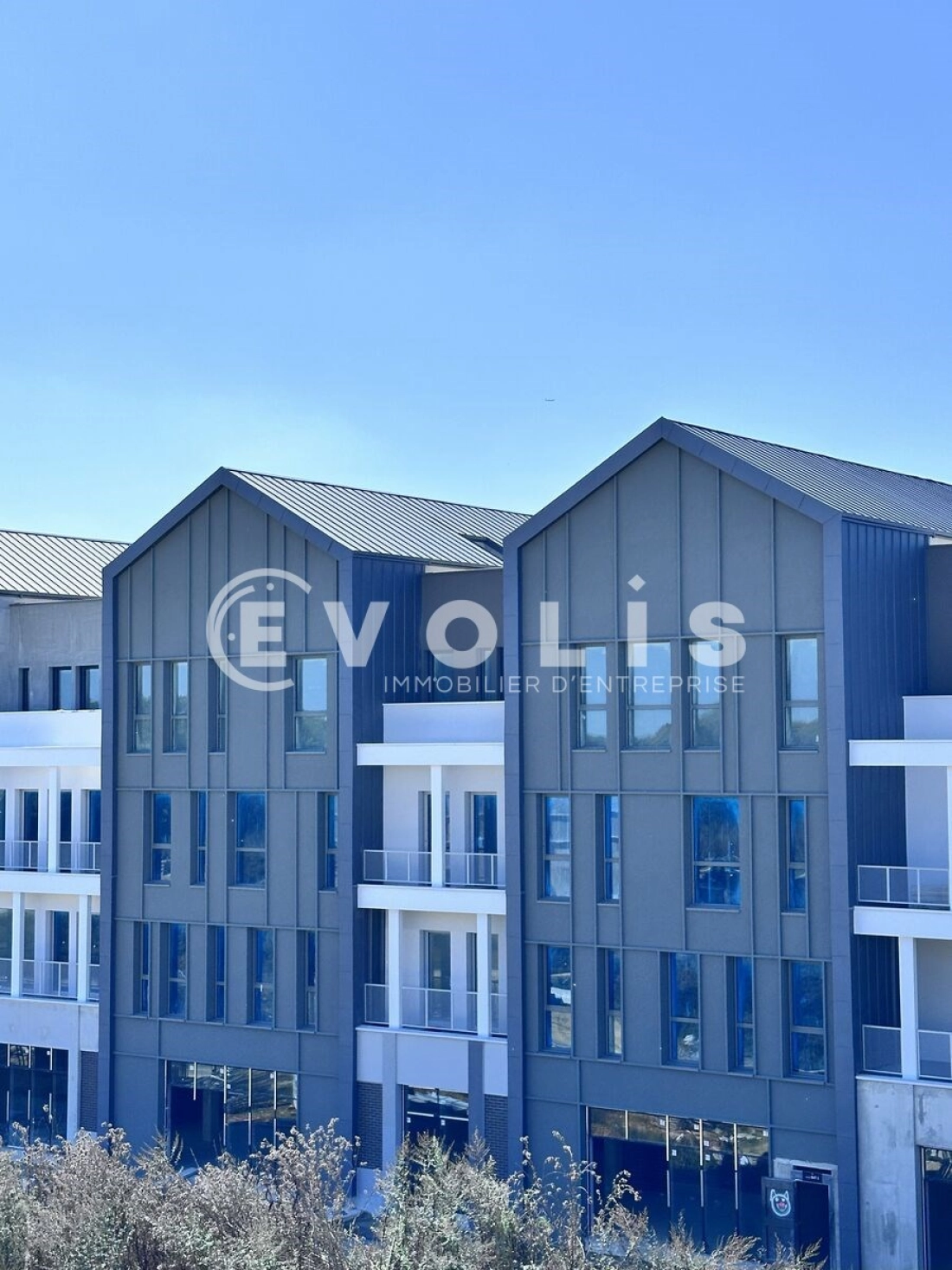 Photo 12 – location Locaux commerciaux	SERRIS (77700)