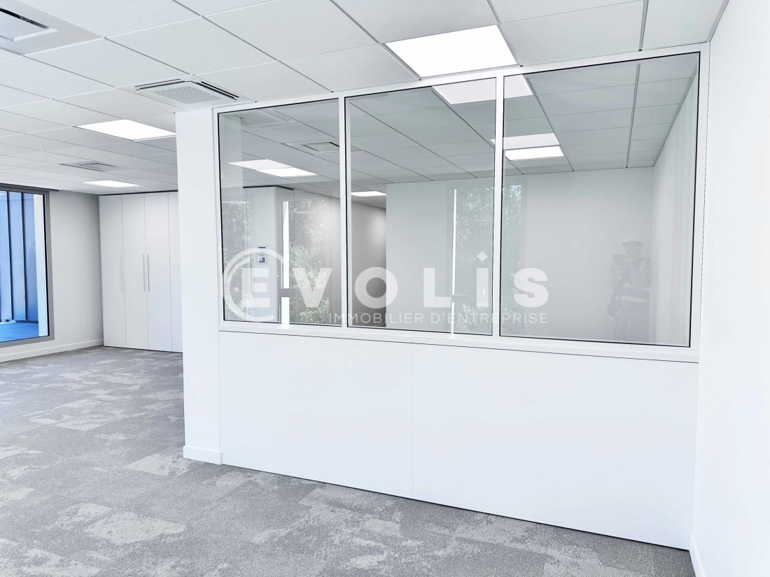 Photo 3 – vente bureaux	SERRIS (77700)