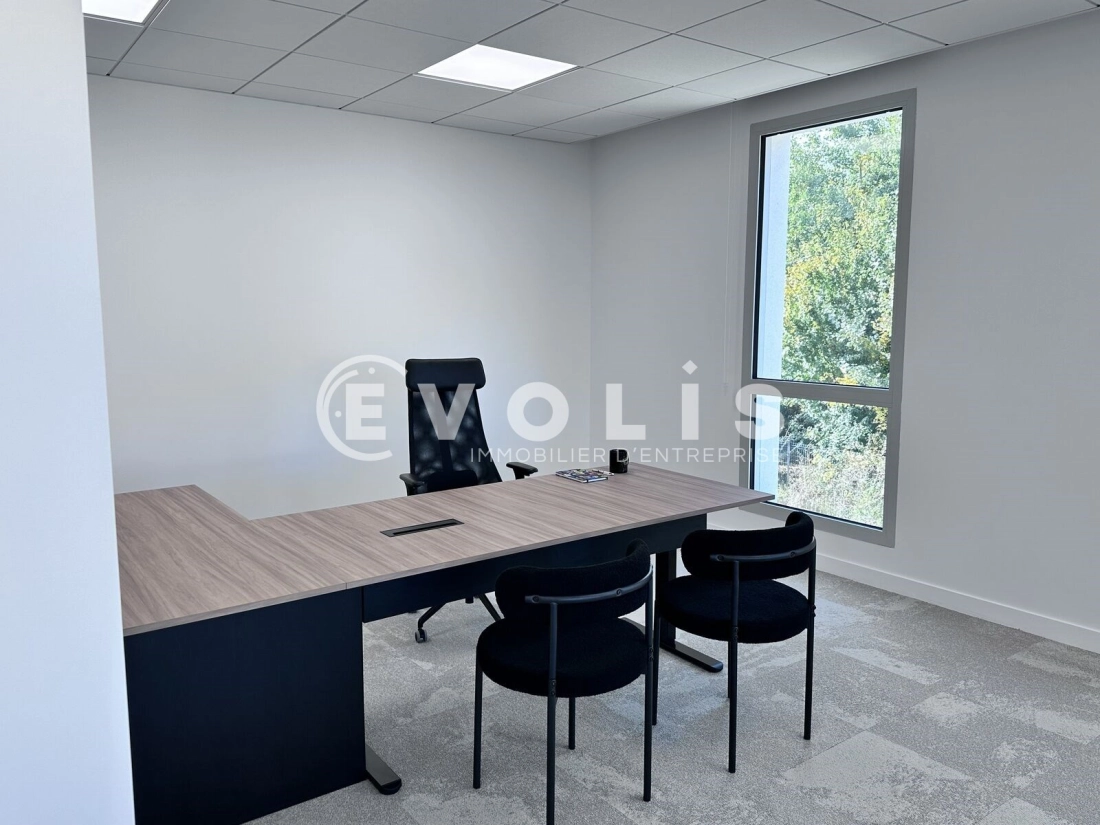 Photo 3 – location bureaux	SERRIS (77700)