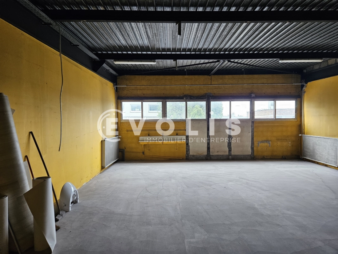 Photo 11 – location Entrepôts / activités	VILLEBON SUR YVETTE (91140)