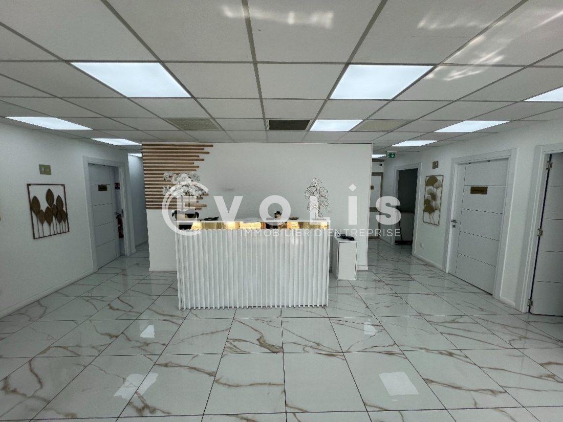 Photo 5 – location Locaux commerciaux	SAINT MAUR DES FOSSES (94100)