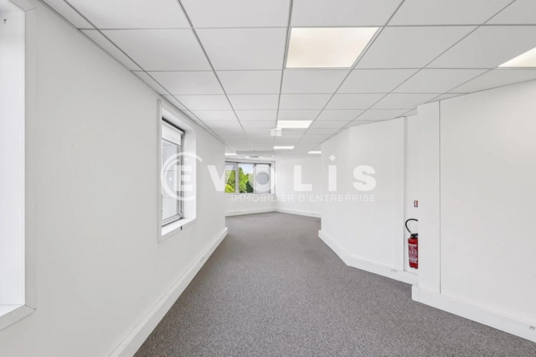 Photo 2 – location bureaux	JOINVILLE LE PONT (94340)