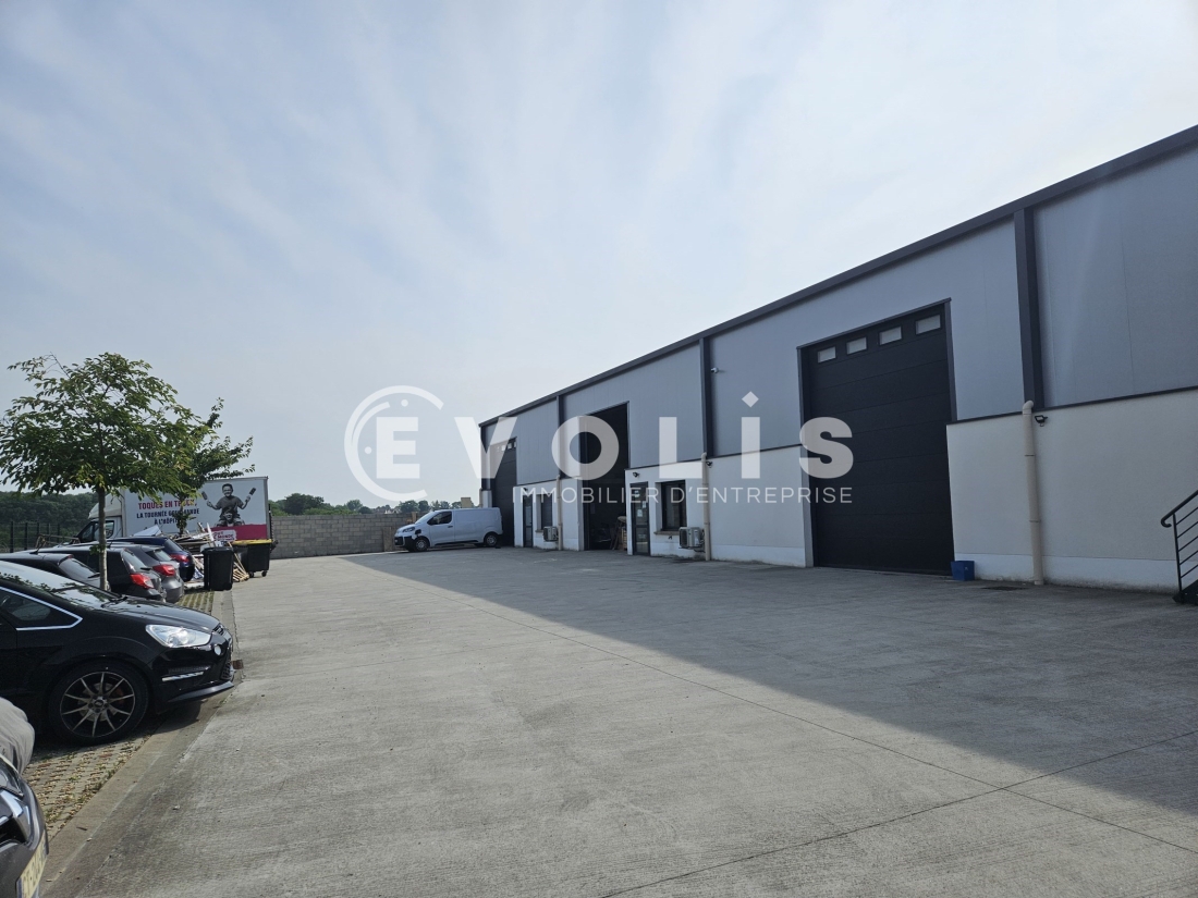 Photo 1 – location Entrepôts / activités	LIMOURS (91470)