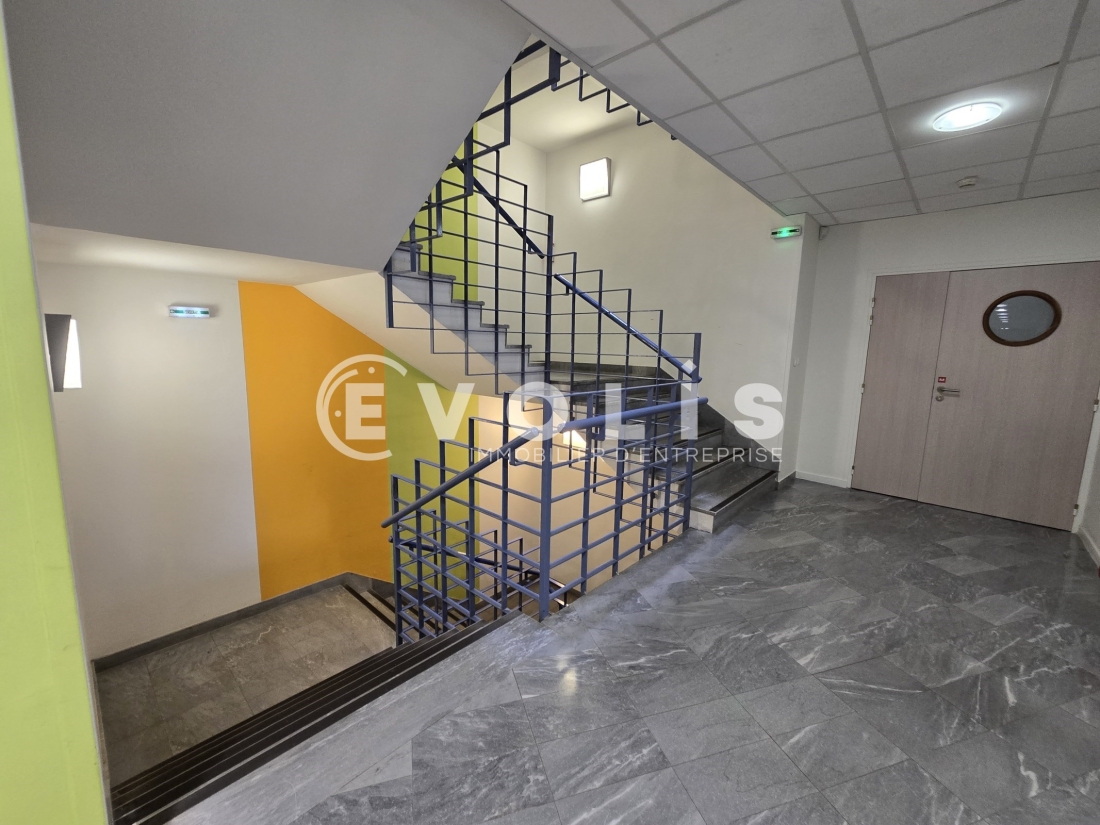 Photo 6 – location bureaux	SAINT AUBIN (91190)