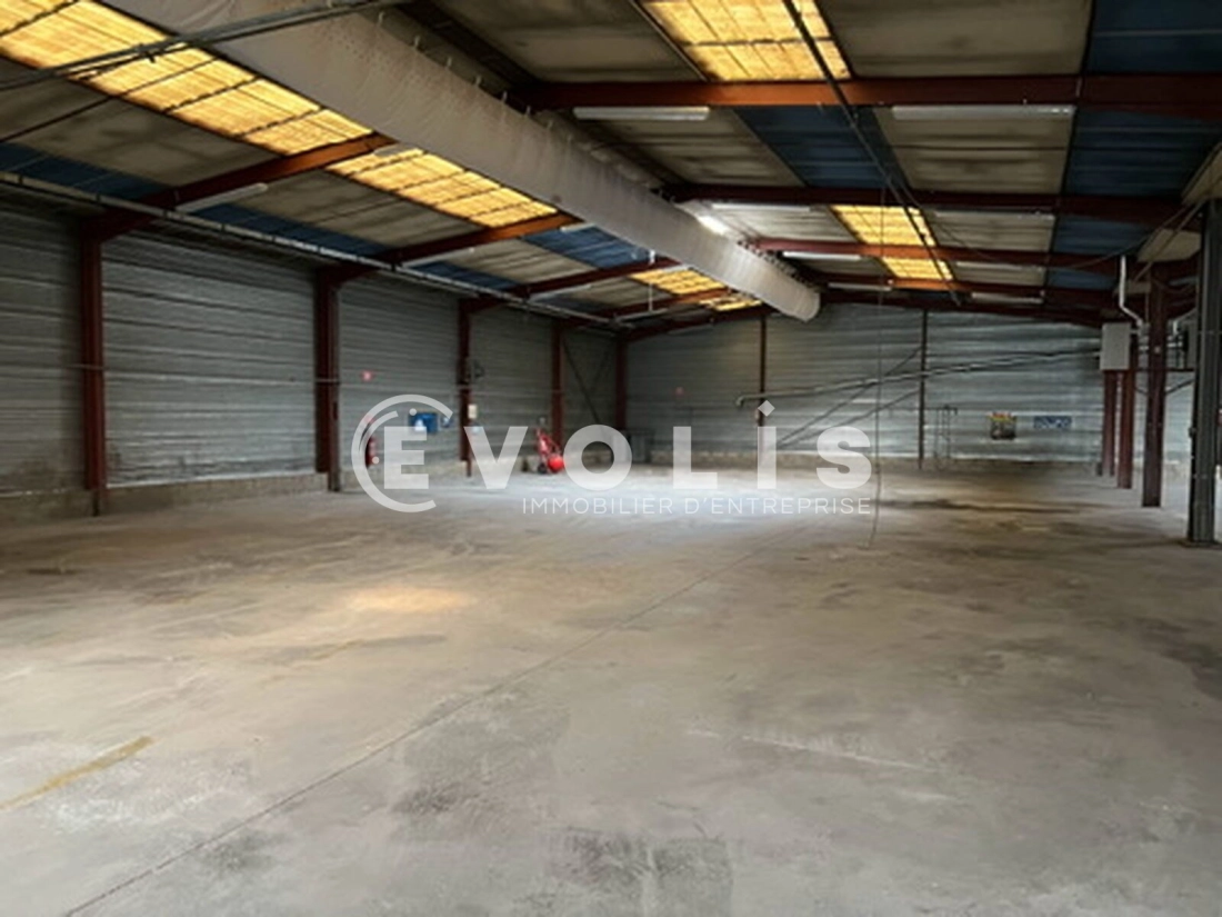 Photo 7 – vente Entrepôts / activités	BRON (69500)