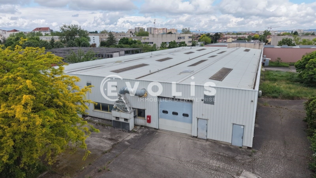 Photo 4 – vente Entrepôts / activités	BRON (69500)