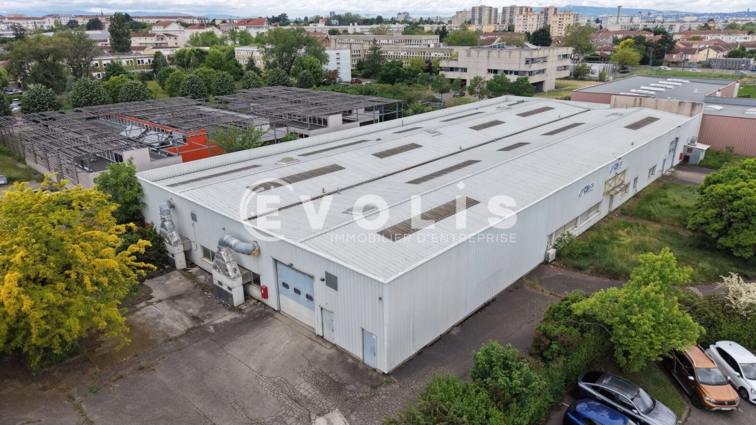 Photo 5 – vente Entrepôts / activités	BRON (69500)