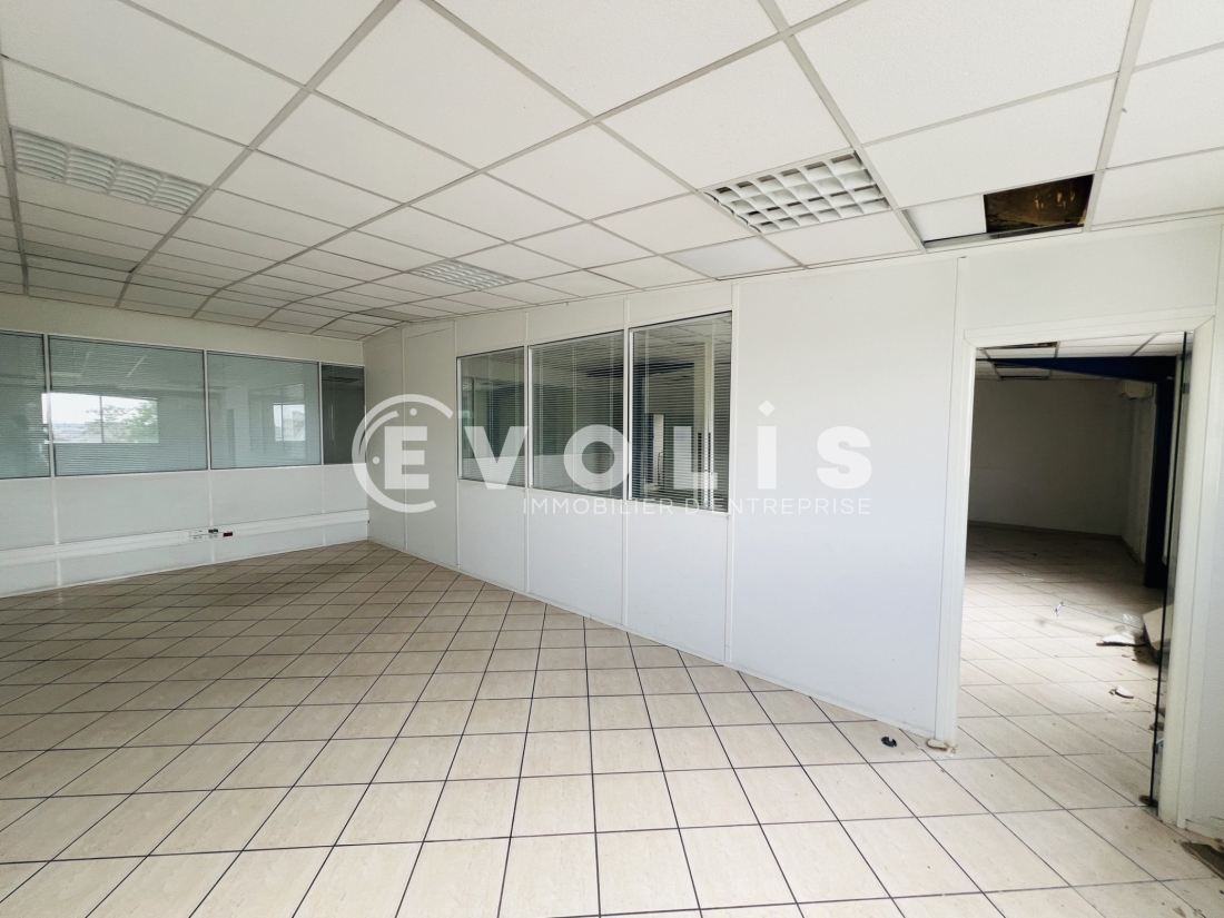 Photo 9 – location Entrepôts / activités	BAGNOLET (93170)