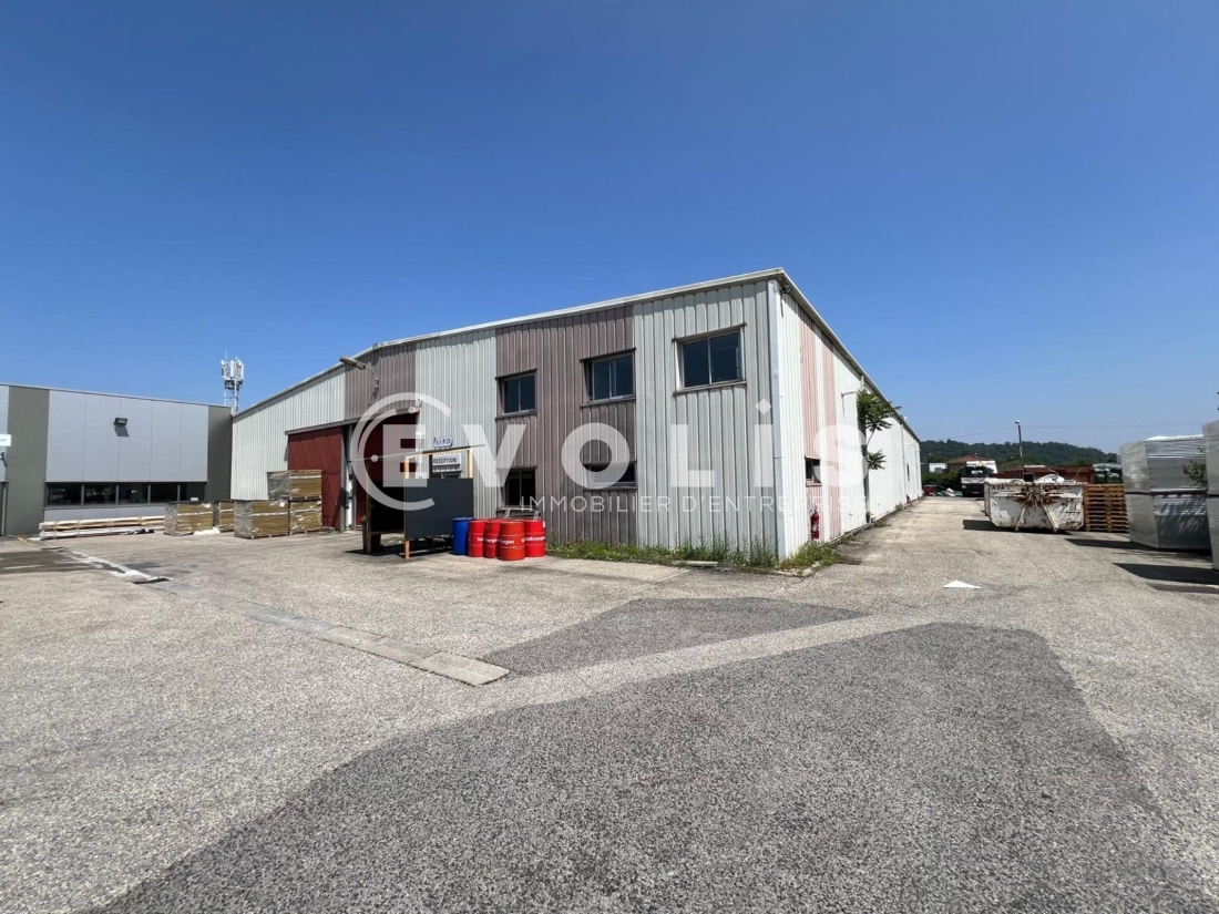 Photo 3 – location Entrepôts / activités	BRIGNAIS (69530)