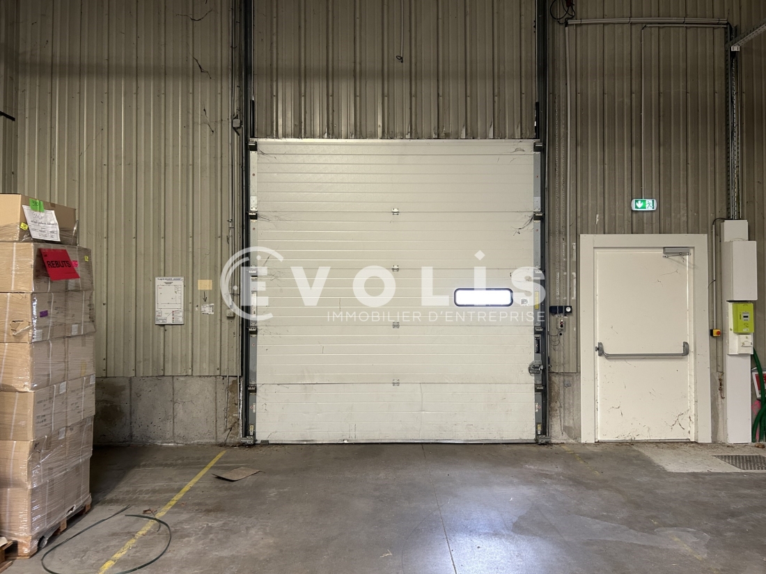 Photo 3 – location Entrepôts / activités	BEYNOST (01700)