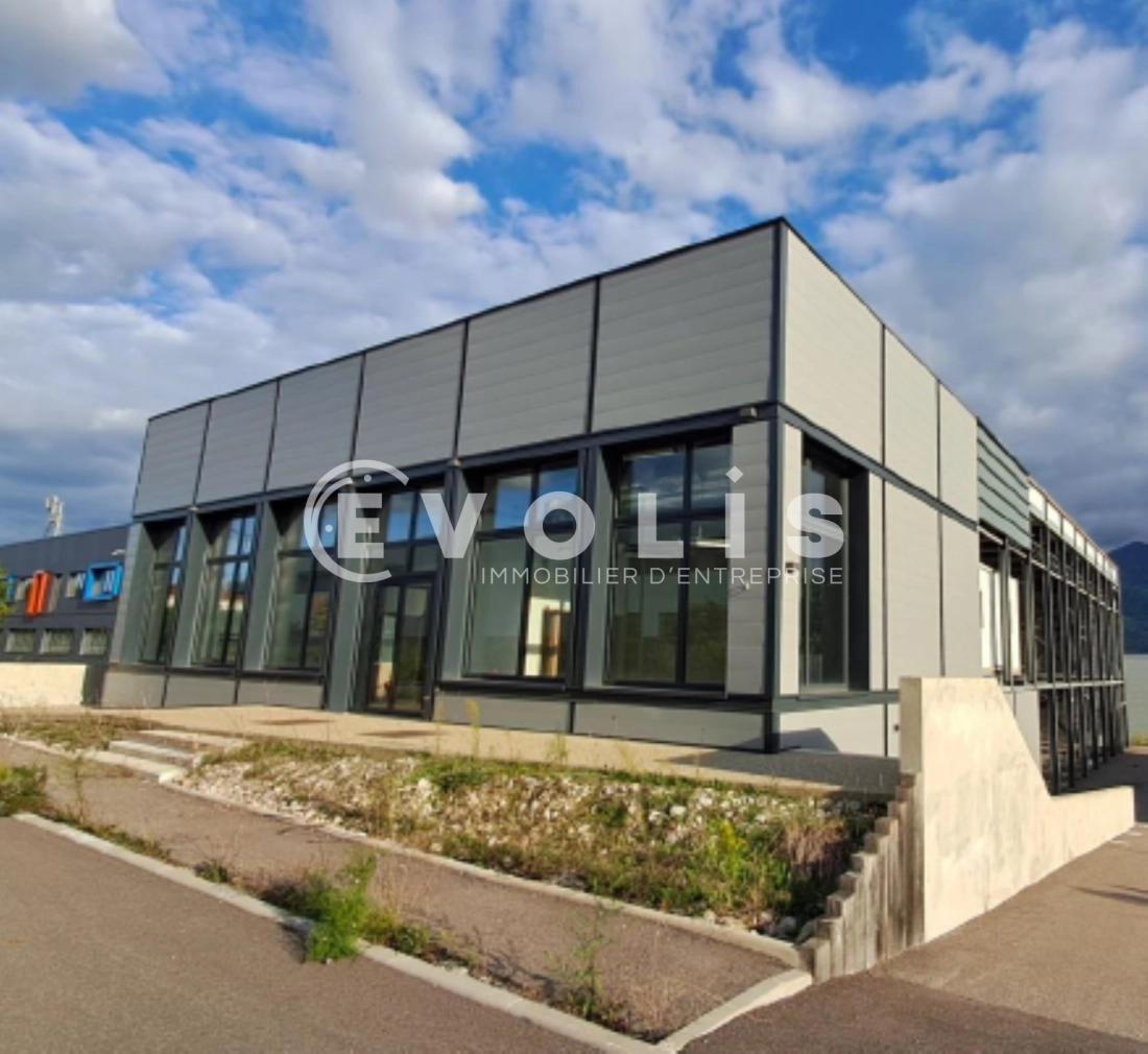 Photo 2 – location bureaux	SAINT ISMIER (38330)