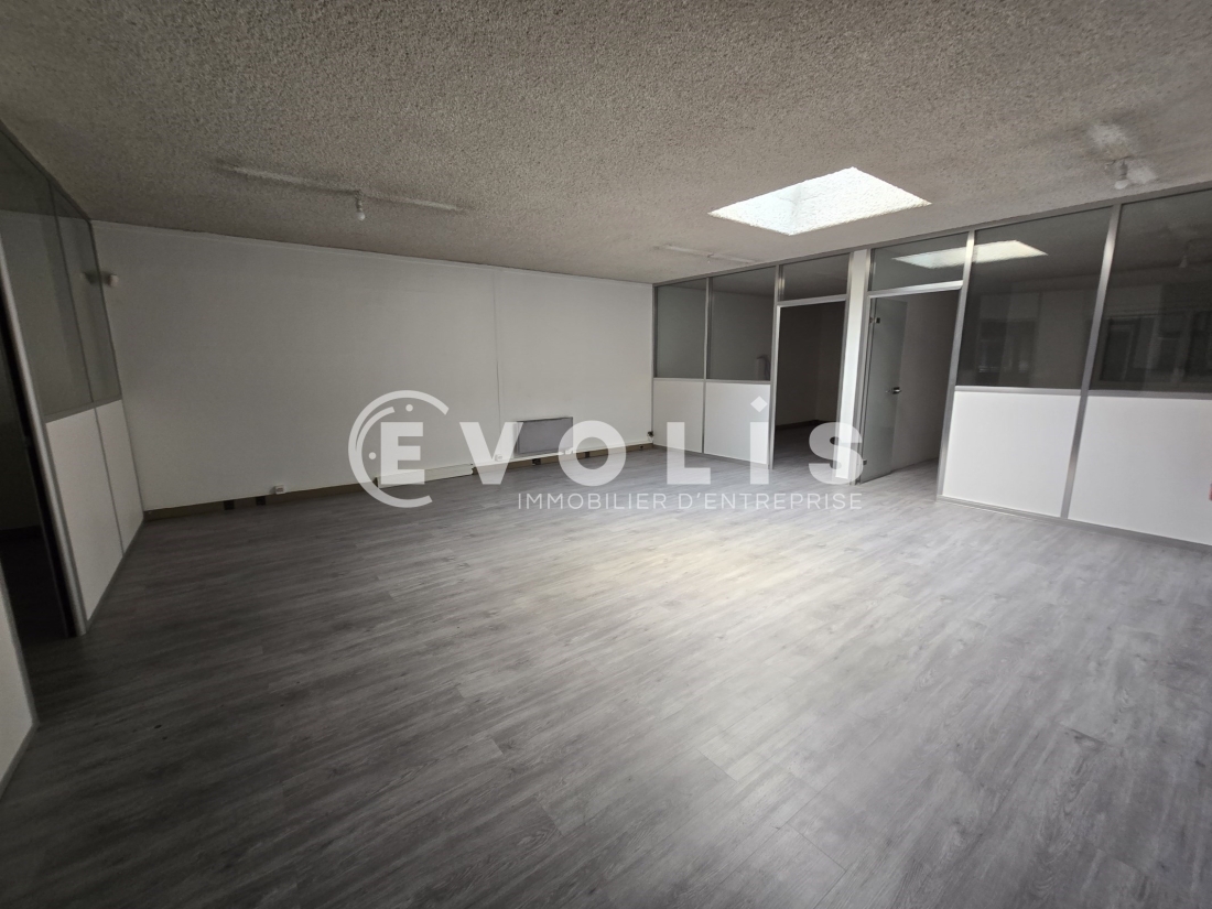 Photo 5 – location Entrepôts / activités	MASSY (91300)