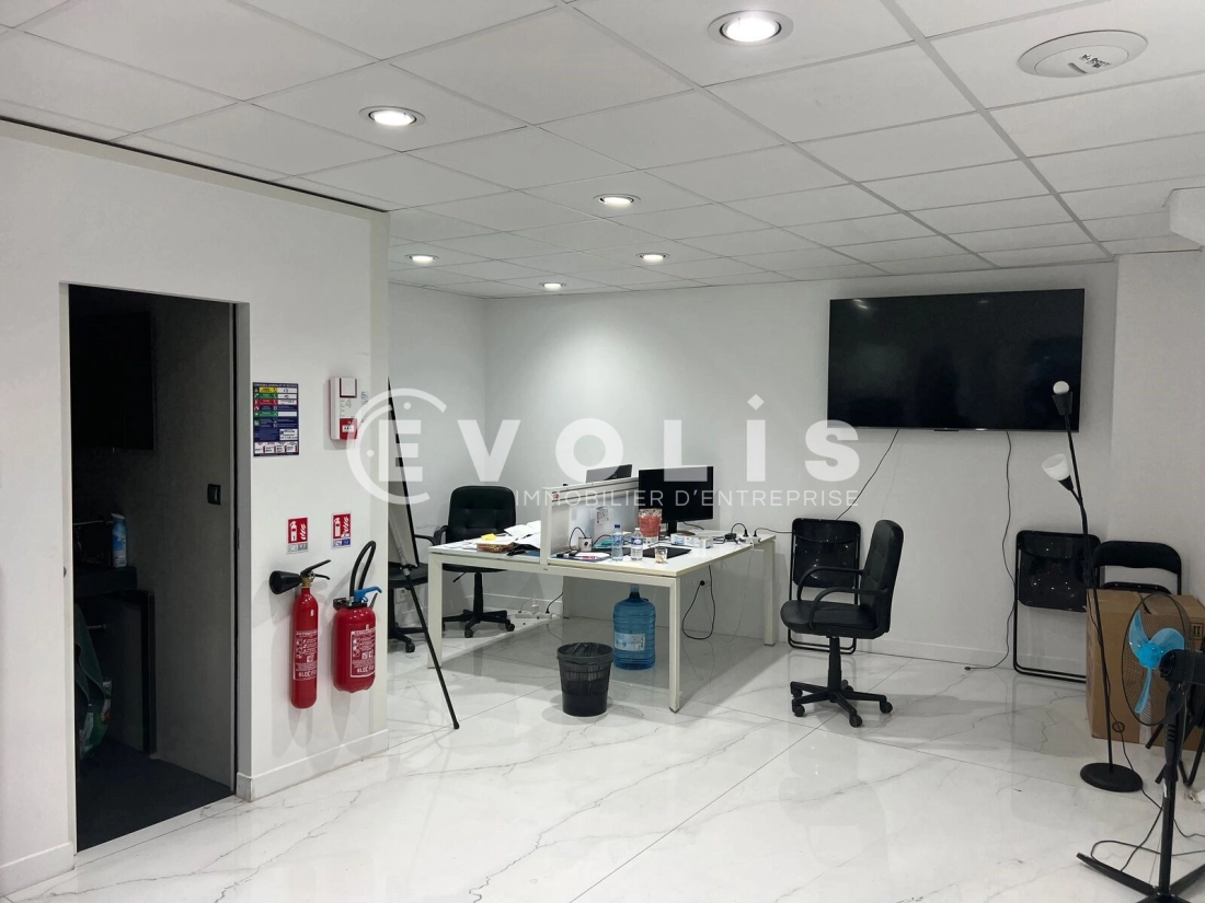 Photo 3 – location Locaux commerciaux	PARIS (75015)