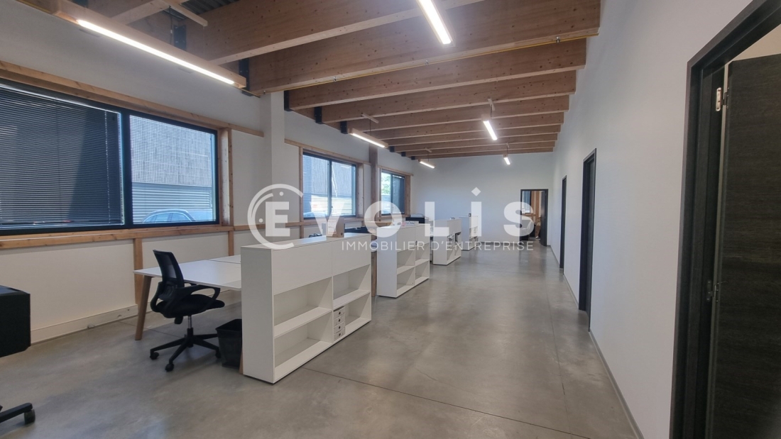 Photo 6 – location Entrepôts / activités	SERRIS (77700)