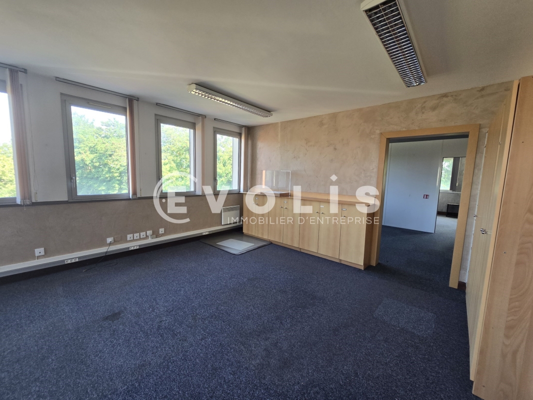 Photo 3 – location bureaux	IGNY (91430)