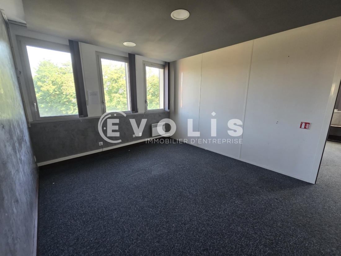 Photo 4 – location bureaux	IGNY (91430)